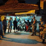 Babinsa Kranji dan Komduk Ajak Warga & Linmas Patroli Malam, Ciptakan Kamtibmas Kondusif