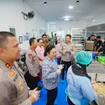 Kapolri dan Ketua Komisi IV DPR Tinjau SPPG YKB Polres Karanganyar, Dukung Program MBG