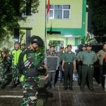 Babinsa Koramil 02/Pondok Gede Ajak Warga Perkuat Kamtibmas Lewat Patroli
