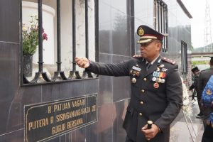 Kapolres Toba Pimpin Upacara dan Tabur Bunga Hormati Pahlawan Sisingamangaraja XII