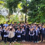 Babinsa Jatimelati Ajak Siswa Haqi School Kobarkan Semangat Juang Sejak Dini