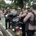 Melawan Saat Dibubarkan, Polisi Tembakkan Gas Air Mata ke Kelompok Tawuran di Cipinang Jagal