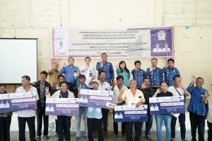 Bupati Toba Serahkan Buku Tabungan Bantuan RTLH dan BSPS