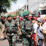 Personel Kodim 0507/Bekasi Amankan Kunjungan Presiden RI ke-8 Prabowo Subianto di SMPN 4 Kota Bekasi