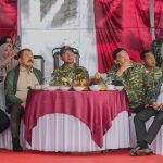Ratusan Peterjun Kostrad Hiasi Langit Kota Timah Babel