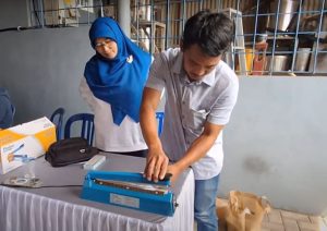 Unesa Dorong Komersialisasi Kompos Batu: Kemasan & Label Jadi Kunci Cuan !