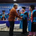 ‎Wabup Taput Sampaikan Orasi Ilmiah, Dorong Lulusan Menjadi Generasi 4B