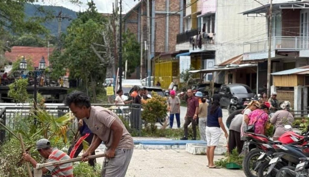 Rutan Kelas IIB Balige Tunjukkan Komitmen di Kegiatan Sosial dan Gotong Royong Bersama Masyarakat Kelurahan Pardede Onan