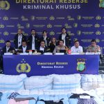 SITAAN JUMBO Rp 4,2 M ! Pakaian Bekas Impor Korea-China Dibongkar PMJ, Kapolri & Prabowo Beri Perintah Keras