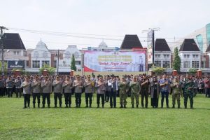 Jaga Warga DIY Diperkuat, Kapolri dan Gubernur Tegaskan Sinergi Kunci Keamanan Menjelang Nataru