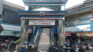 TERJUN BEBAS! Kios Pasar Perumda Lamongan Banyak Ditutup, Pedagang Menjerit Kalah Saing dengan Serangan Belanja Online