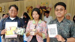 Ribuan Mahasiswa Unair Unjuk Gagasan di Expo Kewirausahaan: Pudding Rendah Gula Jadi Sorotan