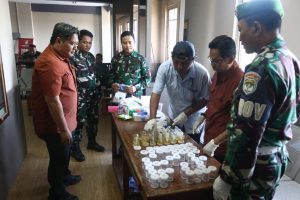 Wujudkan Satuan Bersih Narkoba, Prajurit dan PNS Korem 052/Wkr Ikuti Penyuluhan dan Tes Urine