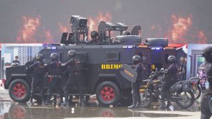 Dansat Brimob Polda Sumsel Hadiri Apel Kasatwil dan Peragaan Penanganan Aksi Unras di Satlat Brimob Cikeas