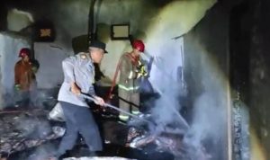 Lamongan Mencekam: 5 Rumah Ludes dalam Sehari, Kerugian Rp 460 Juta