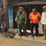 Ciptakan Wilayah Aman, Kodim 0505/JT Gelar Patroli/ Siskamling Keliling Bersama Komduk di Pasar Rebo