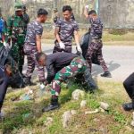 Sambut Bulan Kasih Natal, Kodim 1710/Mimika Gelar Karya Bakti Bersihkan Lingkungan Pasar