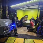 Patroli Humanis Babinsa Koramil 02/Pondok Gede Bersama Tiga Pilar dan Komduk Wujudkan Malam Aman dan Kondusif