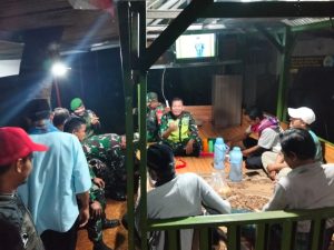 Solid Bergerak, Warga Tenang: Patroli Malam Koramil 04/Jatiasih bersama komduk 3 Wujudkan Lingkungan Aman
