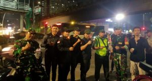 Patroli/Siskamling Keliling, Kodim 0505/JT Bersama Komduk Wujudkan Kamtibmas di Matraman