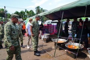 Wakil Panglima TNI Tinjau Wilayah Terdampak Banjir di Sumut dan Sumbar