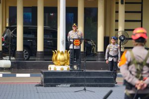 Wakapolri Pimpin Apel Kesiapan Pemberangkatan Pasukan dan Kendaraan di Lapangan Mako Korbrimob