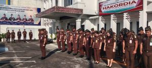 Kejari Toba Melaksanakan Upacara Peringatan Hari Anti Korupsi Sedunia (HAKORDIA) Tahun 2025