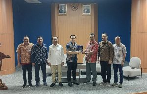 Kemenko PM Dorong Transformasi UMKM dan SMK Go Global Lewat Kolaborasi Pentahelix di Surabaya