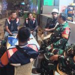 Ciptakan Rasa Aman, Koramil 02/Matraman Bersama Komduk Gelar Patroli/Siskamling Keliling