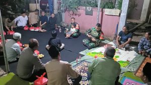 Patroli Malam Humanis 3 Pilar Koramil 04/Jatiasih, Wujud Nyata TNI–Polri dan Warga Jaga Rasa Aman Lingkungan