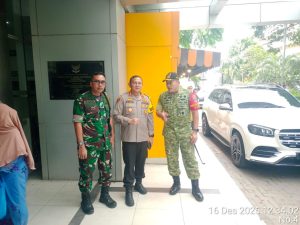 Kodim 0502/Jakarta Utara Laksanakan Pengamanan Kunjungan Presiden RI ke RSUD Koja