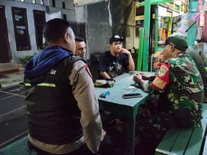 Sinergi TNI–Polri dan Warga, Patroli/Siskamling Keliling Jaga Kondusifitas Wilayah Duren Sawit