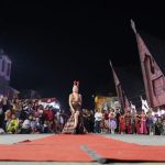 Car Free Night Tampilkan Fashion Show Nuansa Paduan Natal dan Budaya