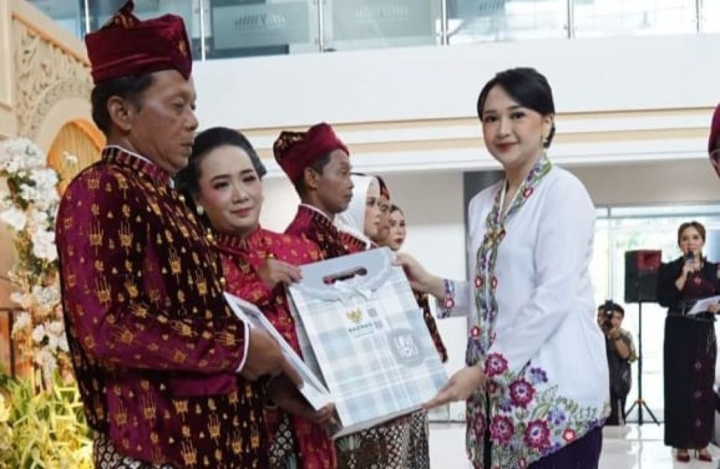 Kediri Ngunduh Mantu di Hari Ibu, Pesan Mbak Cicha agar supaya Perempuan Jangan Mau di Nikah Siri