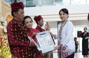 Kediri Ngunduh Mantu di Hari Ibu, Pesan Mbak Cicha agar supaya Perempuan Jangan Mau di Nikah Siri