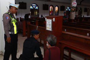 Pengamanan Natal 2025: Polrestabes Surabaya Sterilisasi Gereja, Ibadah Dipastikan Aman