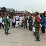 TNI Hijaukan Bantargebang Lewat Aksi Pemilahan Sampah Plastik