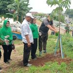 Koramil Jatinegara Hijaukan Bantaran Ciliwung, Tanam Sejuta Pohon