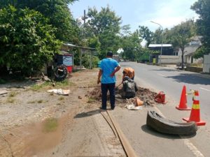 Dugaan Pencurian Kabel Telkom Rusak Jalan dan Pipa PDAM di Tuban
