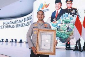 Kapolri Beri Penghargaan Kepada Polres Kediri Kota Atas Prestasi Pelayanan Prima