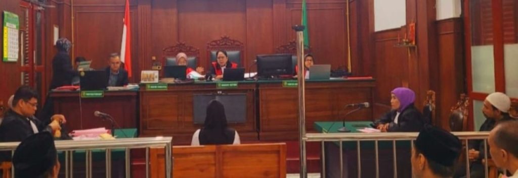 Kurir Sabu 1 Kg dan 100 Pil Ekstasi di Surabaya Disidang, Dikendalikan Bandar Yudi DPO