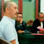Tendang Pintu Kaca Bank Mandiri hingga Rusak, Anak Pemilik Liek Motor Dituntut 9 Bulan Penjara