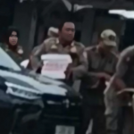 Toko di Lamongan Digerebek Satpol PP dan Bea Cukai, Diduga Jual Rokok Ilegal Tanpa Cukai