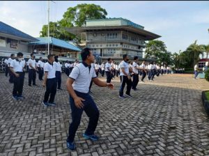Rumkital Dr. Midiyato Suratani Tanjungpinang Manfaatkan Hari Krida Dengan Olahraga Bersama dan Berkebun