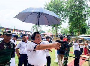Pererat Silaturahmi dan Keakraban, Karumkital Dr. Midiyato Suratani Hadiri Olahraga Bersama di Mako Koarmada I