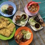 Kuliner di Den Ayu Cepluk Kedungbondo Bojonegoro, Mencicipi Sate Dan Gule Kepala Kambing