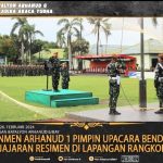 Komandan Resimen Arhanud 1/Faletehan Selaku Inspektur Upacara Memimpin Upacara Bendera Di Ikuti Seluruh Jajaran Resimen