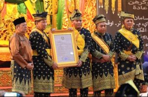 Danlantamal I Hadiri Penganugerahan Gelar Adat Kepada Kasal