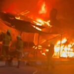 Diduga Arus Pendek Listrik 10 Kios Hangus Terbakar di Pondok Kelapa