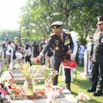 Pangdam Jaya Dampingi Panglima TNI Upacara Ziarah Nasional di TMPNU Kalibata